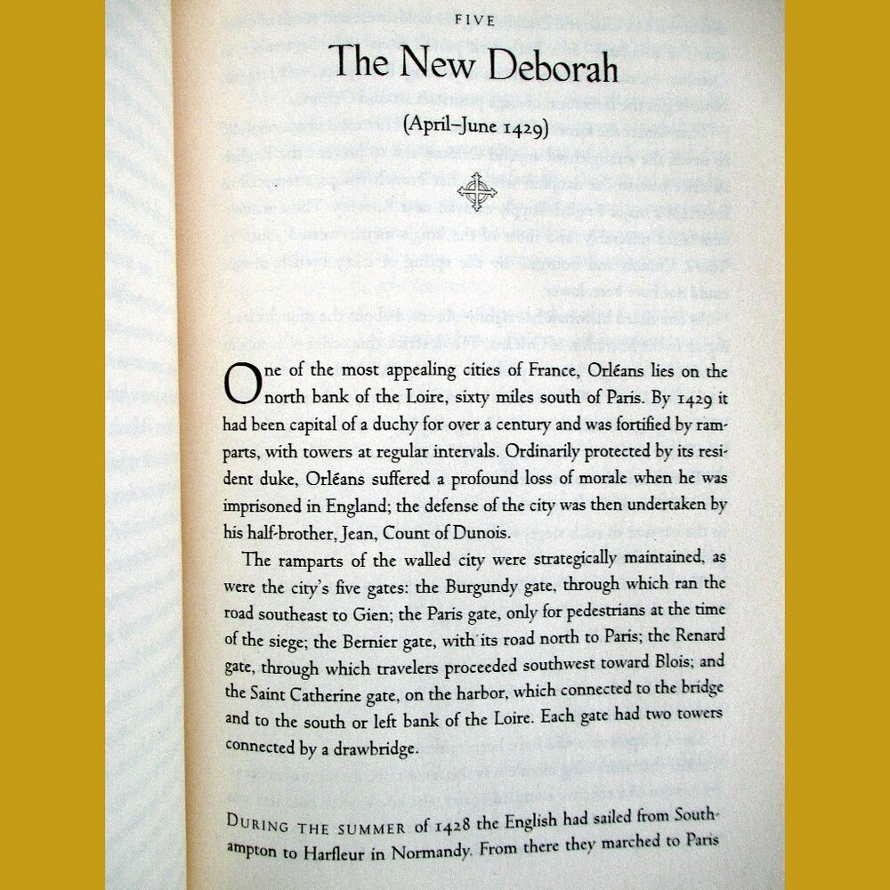 Book - Joan: The Mysterious Life of the Heretic who Became a Saint - Picture 8 of 11